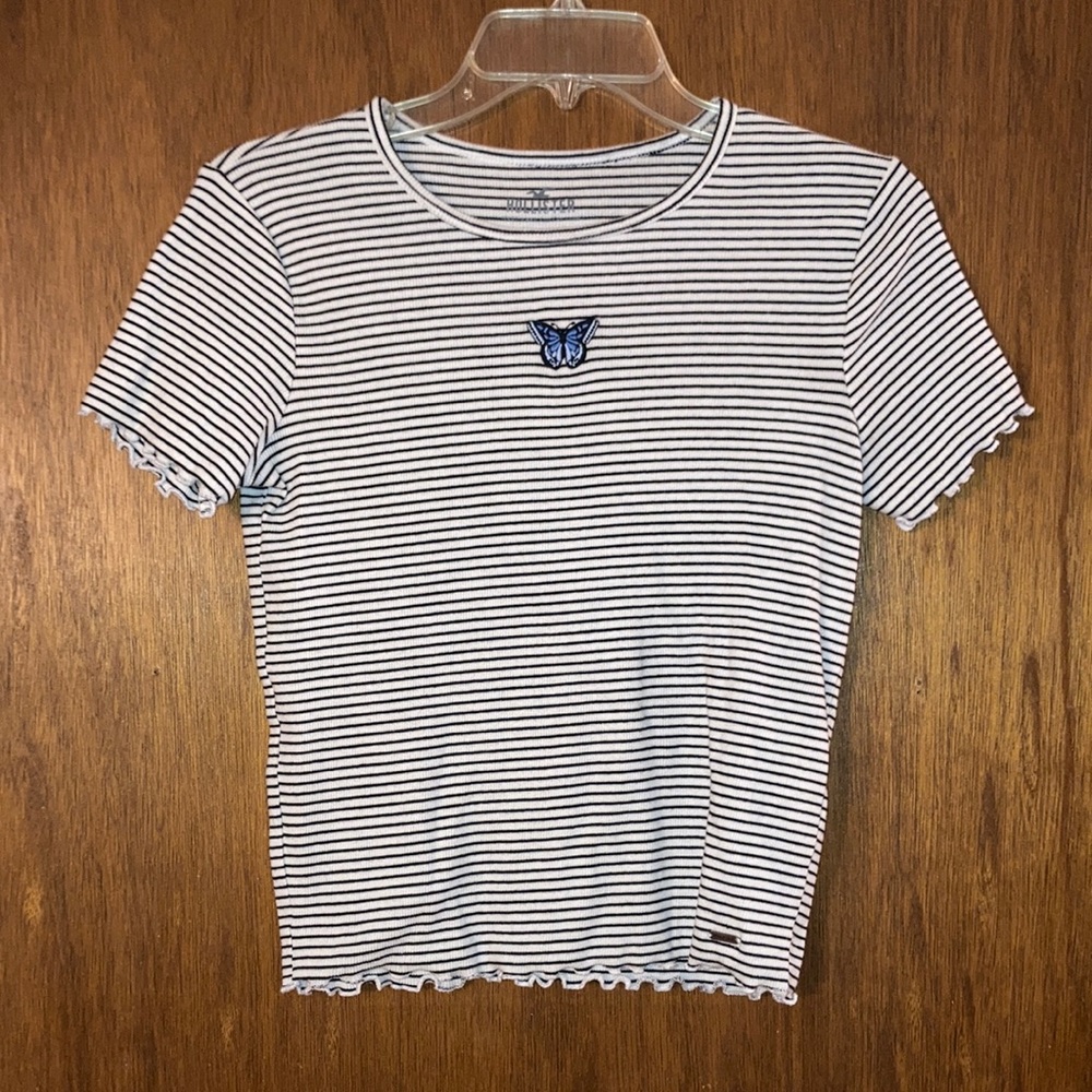 Hollister striped tee size small